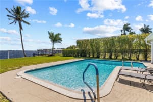 252 Bayshore Drive, Cape Coral, FL 33904 - MLS#2025010067