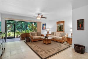 7116 Lakeridge Court, Fort Myers, FL 33907 - MLS#2025010159