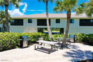 1919 Olde Middle Gulf Drive, Sanibel, FL 33957 - MLS#2025010223
