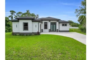 3823 Heyburn Street, Fort Myers, FL 33905 - MLS#2025010233