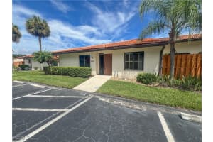 1426 Park Shore Circle, Fort Myers, FL 33901 - MLS#2025010246