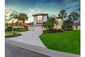 11771 Pinewood Lakes Drive, Fort Myers, FL 33913 - MLS#2025010251