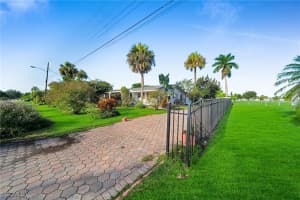 23 Lincoln Avenue, Lehigh Acres, FL 33936 - MLS#2025010260