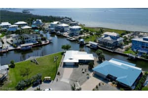2292 Sapodilla Lane, St James City, FL 33956 - MLS#2025010321
