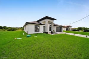509 Caywood Avenue, Lehigh Acres, FL 33974 - MLS#2025010373