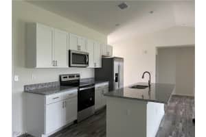 1121 13th Terrace, Cape Coral, FL 33993 - MLS#2025010396
