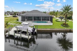 304 39th Avenue, Cape Coral, FL 33993 - MLS#2025010407