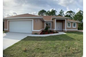 203 Hamilton Avenue, Lehigh Acres, FL 33936 - MLS#2025010415