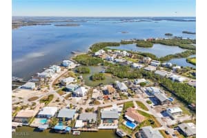 301 Seminole Way, Fort Myers Beach, FL 33931 - MLS#2025010427