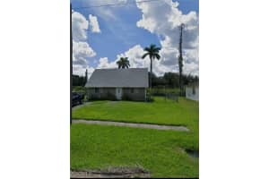1149 Windsor Drive, Fort Myers, FL 33905 - MLS#2025010431