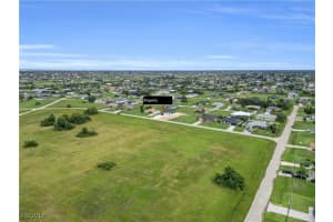 2817 2nd Street, Cape Coral, FL 33993 - MLS#2025010443