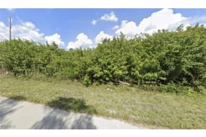 427 Parnell Avenue, Lehigh Acres, FL 33974 - MLS#2025010448