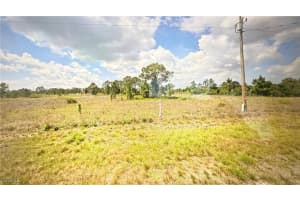 1050 Darlington Street, Lehigh Acres, FL 33974 - MLS#2025010457