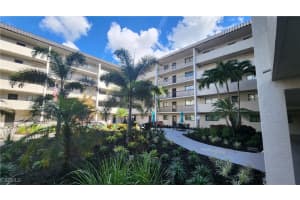 2121 Collier Avenue, Fort Myers, FL 33901 - MLS#2025010483