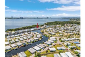 5521 Adam Drive, North Fort Myers, FL 33917 - MLS#2025010511