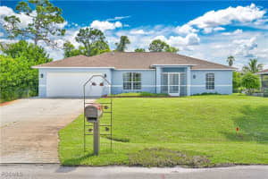 18217 Sycamore Rd, Fort Myers