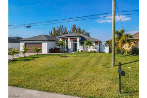 217 21st Street, Cape Coral, FL 33991 - MLS#2025010584