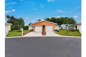 2225 Caracas Court, Fort Myers, FL 33907 - MLS#2025010609