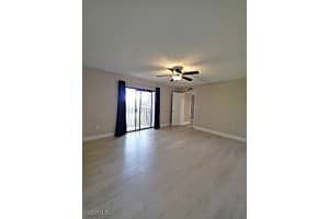 5249 Cedarbend Drive, Fort Myers, FL 33919 - MLS#2025010615