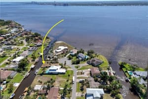1806 MARINA CIR, North Fort Myers, FL 33913 - MLS#2025010627