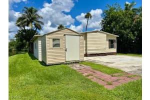 5558 Palm Beach Boulevard, Fort Myers, FL 33905 - MLS#2025010670