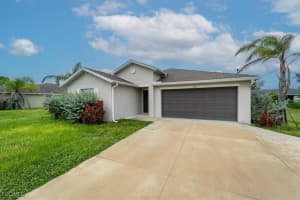 4138 Gator Circle, Cape Coral, FL 33909 - MLS#2025010689