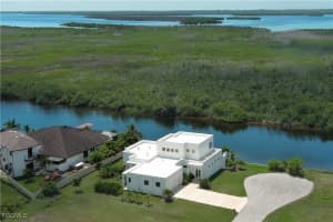 2926 Sw 27th St, Cape Coral