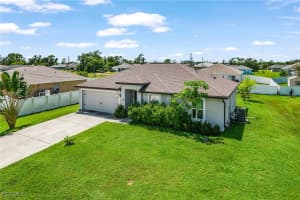 3904 16th Place, Cape Coral, FL 33909 - MLS#2025010895