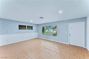 206 Leeland Heights Boulevard, Lehigh Acres, FL 33936 - MLS#2025010931