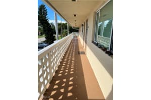 13151 Kings Point Drive, Fort Myers, FL 33919 - MLS#2025010934