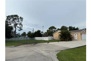 3905 Lee Boulevard, Lehigh Acres, FL 33971 - MLS#2025010979