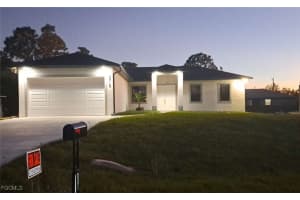 2915 28th Street, Lehigh Acres, FL 33976 - MLS#2025011008