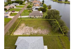 105 20th Court, Cape Coral, FL 33909 - MLS#2025011040