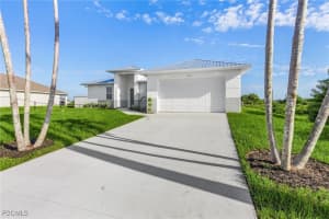 526 Braelyn Street, Labelle, FL 33935 - MLS#2025011049