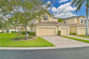 6051 Jonathans Bay Cir 102, Fort Myers