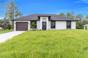 457 Woodman Drive, Lehigh Acres, FL 33972 - MLS#2025011233