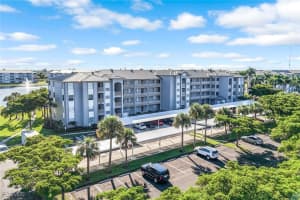 16685 Lake Circle Drive, Fort Myers, FL 33908 - MLS#2025011236