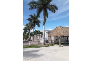 5129 Cypress Trail Resort Circle, Fort Myers, FL 33905 - MLS#2025011284