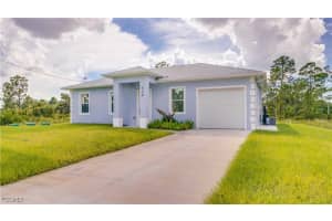 528 Aspen Avenue, Lehigh Acres, FL 33974 - MLS#2025011405