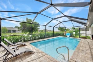 606 Se 4th St, Cape Coral