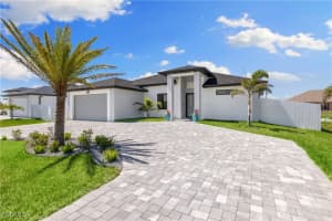 404 Chiquita Boulevard, Cape Coral, FL 33993 - MLS#2025011464