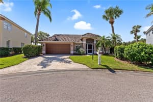12211 Eagle Pointe Circle, Fort Myers, FL 33913 - MLS#2025011466