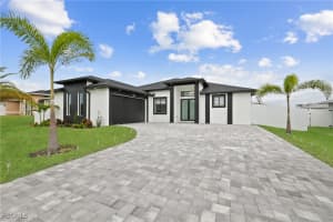837 6th Place, Cape Coral, FL 33909 - MLS#2025011467