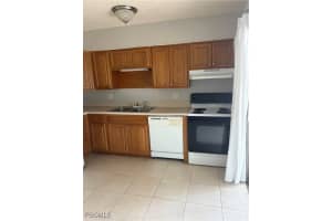 1560 Colonial Boulevard, Fort Myers, FL 33907 - MLS#2025011556