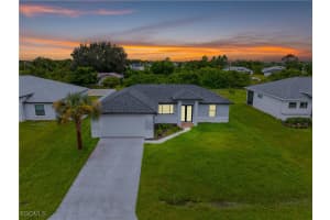 2513 10th Street, Lehigh Acres, FL 33976 - MLS#2025011599