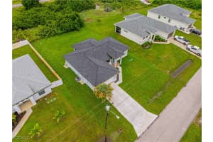 2513 10th Street, Lehigh Acres, FL 33976 - MLS#2025011599