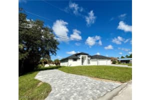 609 McKinley Avenue, Lehigh Acres, FL 33972 - MLS#2025011633