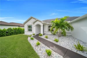 204 24th Place, Cape Coral, FL 33993 - MLS#2025011700