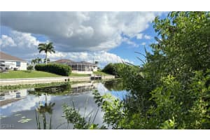 917 3rd Place, Cape Coral, FL 33993 Sold 10/17/25