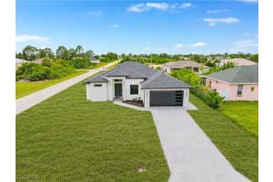 3201 2nd Street, Lehigh Acres, FL 33976 - MLS#2025011713